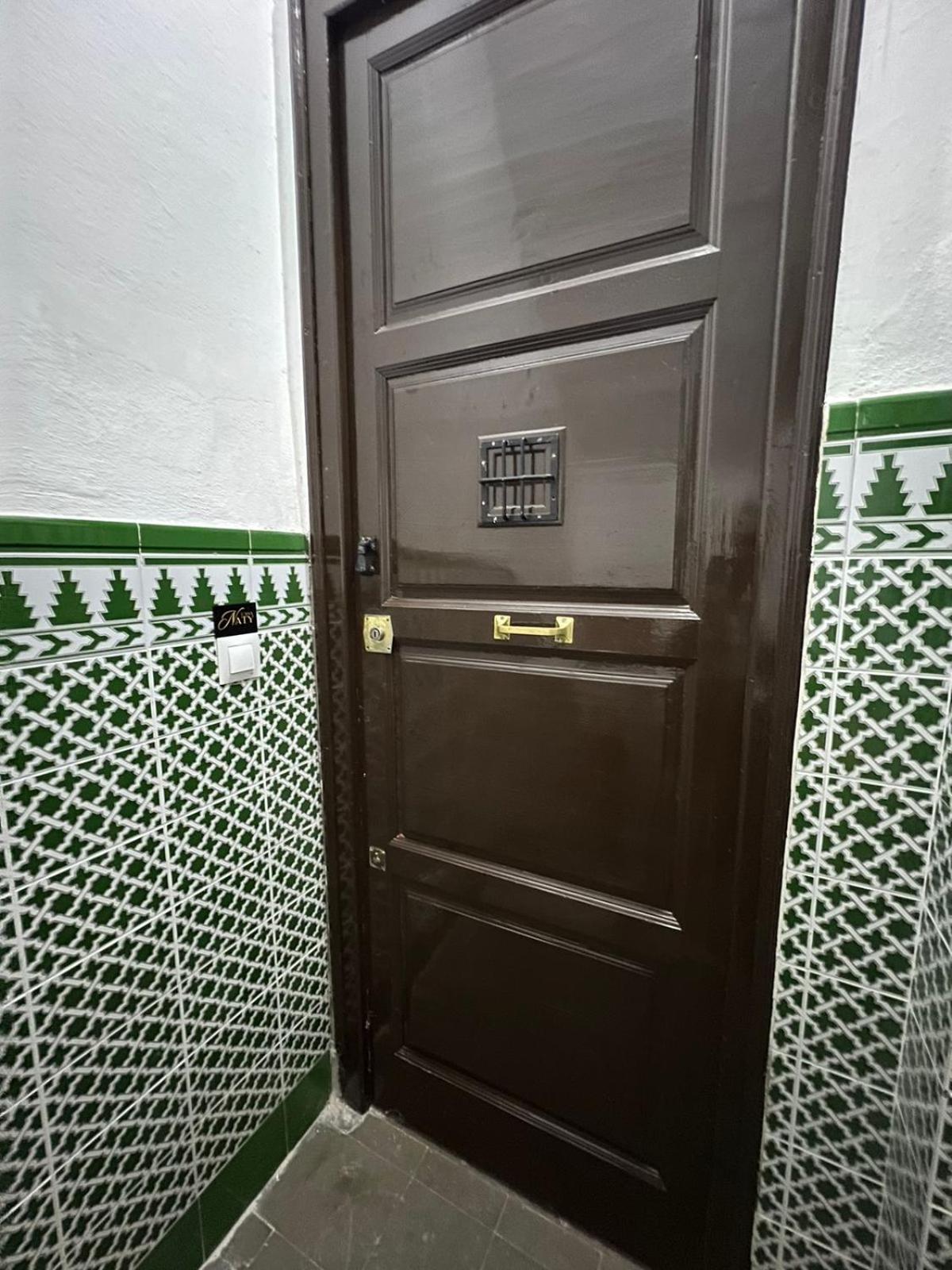 Casa Naty, Espacioso Renovado Apartamento En El Centro De Malaga Exterior photo