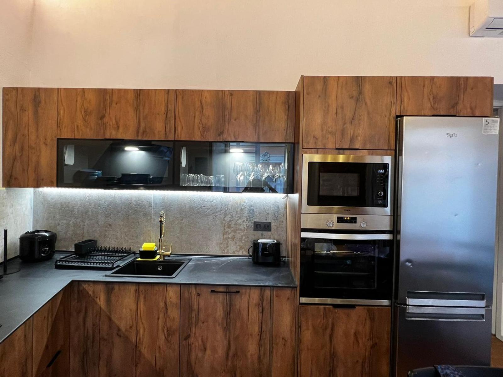 Casa Naty, Espacioso Renovado Apartamento En El Centro De Malaga Exterior photo